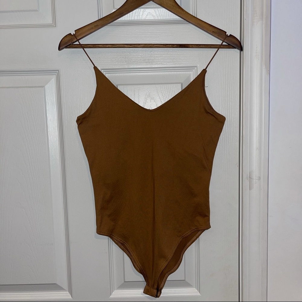 Gaze V-Neck Bodysuit